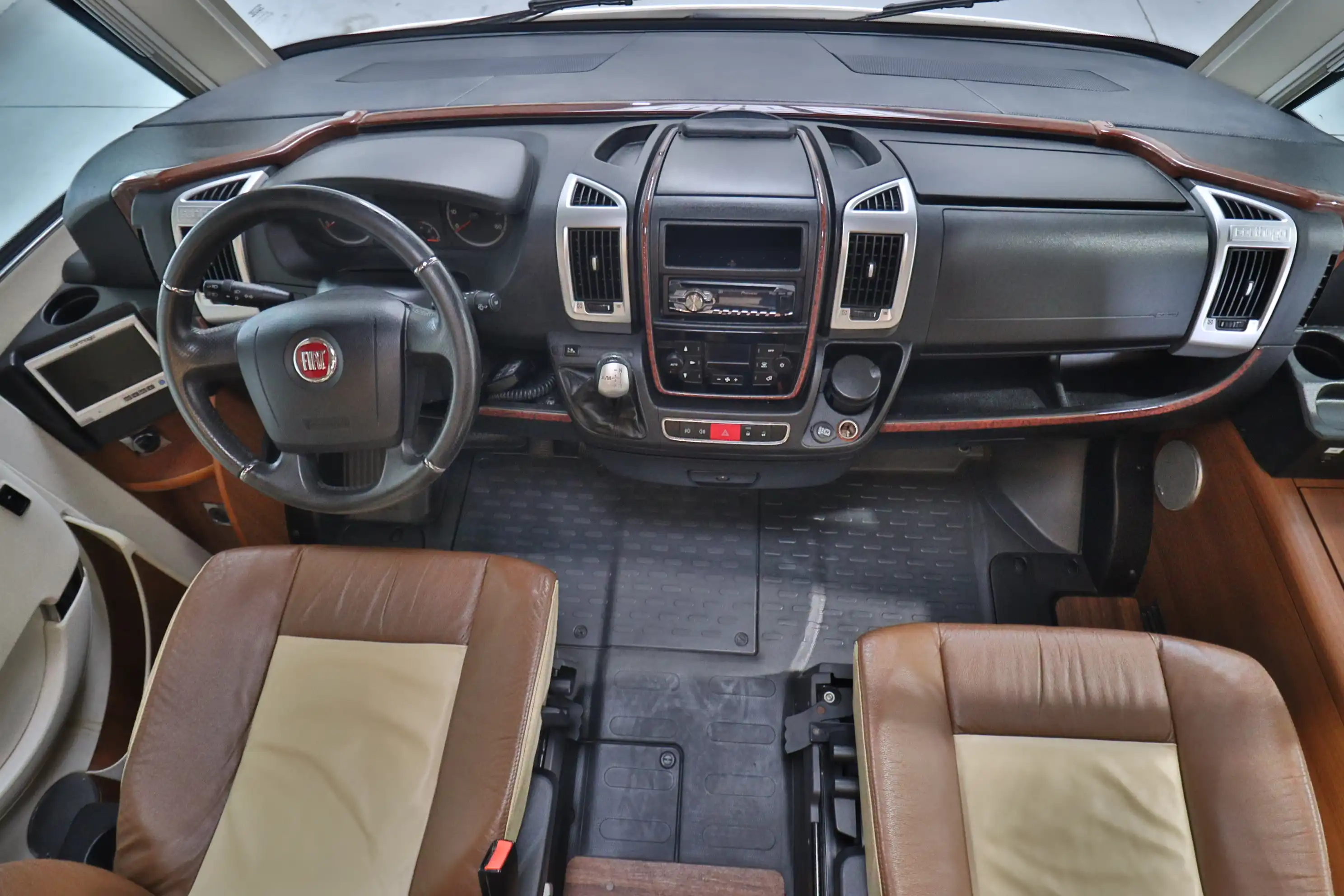 CARTHAGO Chic E-Line I50 LE Liner-Class